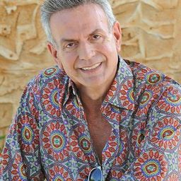 Jorge Luis Ramos 飾演 Pedro