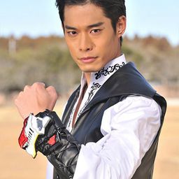 岸田タツヤ 飾演 Onji