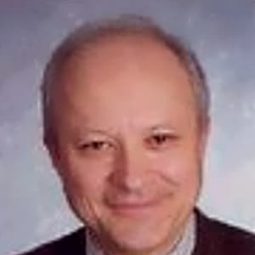 Mihai Opriș - 橡樹，十萬火急編劇