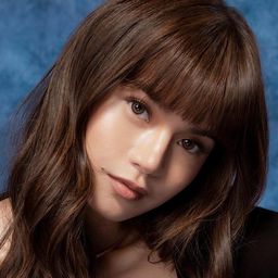 瑪瑞絲·雷可 飾演 Joan