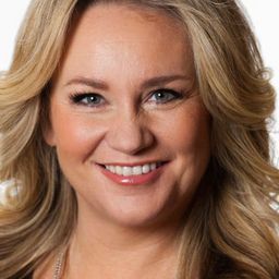 瑪莉亞·席德 飾演 Socialsekreterare