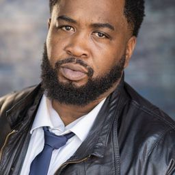 Paul L. Davis - 明日匆匆演員 飾演Lavi