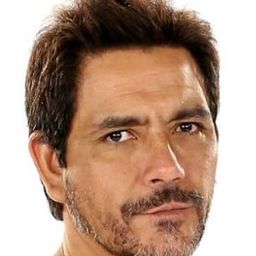 巴勃羅·馬卡亞 飾演 Jorge