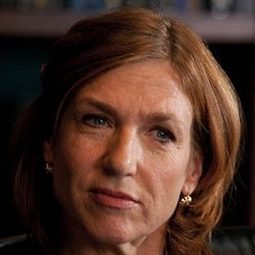 Elsie de Brauw - 時間之海演員 飾演Johanna