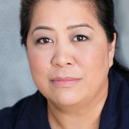 Kaliko Kauahi - 偷食通行證演員 飾演Chief