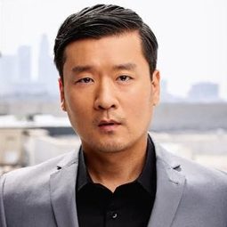 Billy Choi - 醉爆伴郎團3演員 飾演Thai prison guard