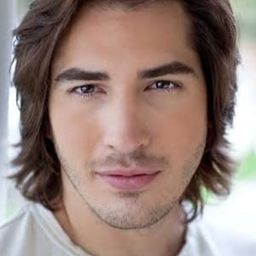 Adam Michael Gold - 大衛：王者降臨演員 飾演Saul (voice)