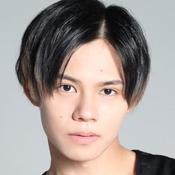 小笠原海 飾演 Hideyoshi Nagachika