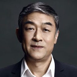 李建義 - 滾蛋吧！腫瘤君演員 飾演Xiong Dun's father