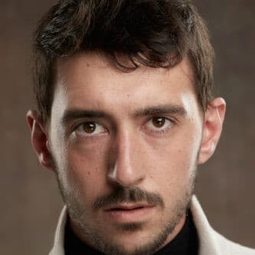 Gonzalo Hermoso - 父仇心切演員 飾演Albino