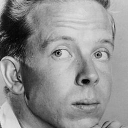 Tommy Ivo 飾演 Juan Molina