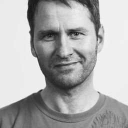 Hilmir Snær Guðnason 飾演 Olgeir