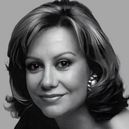 María Kosty - Felicidades, Tovarich演員 飾演Cristina