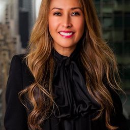 Samantha Lopez 飾演 