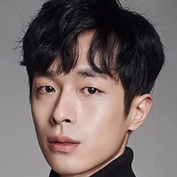 權赫 - 職場新仔演員 飾演Kim Jong-chan