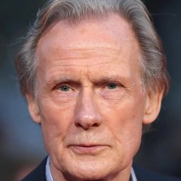 標尼菲 - Real Creatures of Dirt演員 飾演Self / Rattlesnake Jake