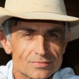 Jeff O'Haco - The Desperate Trail演員 飾演Frenchy