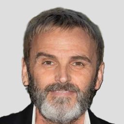 Fernando Tejero 飾演 Andrés