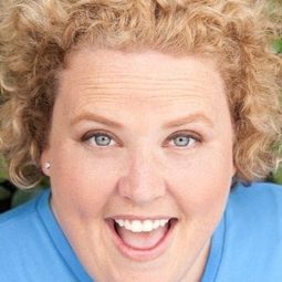 福圖·費斯特 飾演 Self - Host