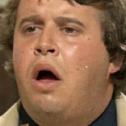 Lucio Montanaro 飾演 Ciccio