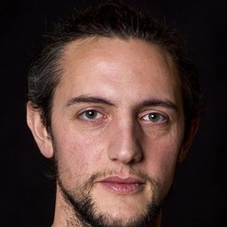 伊爾馬茲·貝拉塔 飾演 Ahmet