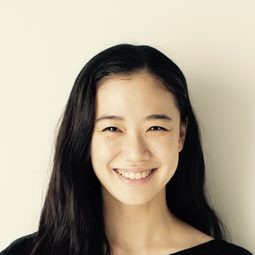 蒼井優 - 偶然演員 飾演