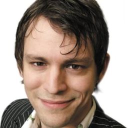 Eric Ericson 飾演 Donny 'DD' Davidson