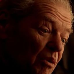 Aron Tager 飾演 Park Worker