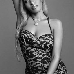 Alexandra Amon 飾演 Jaya Aseidu