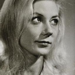 Helle Kuningas 飾演 Lydia Tamm