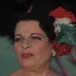 Elena Fiore 飾演 Concettina, a Sister