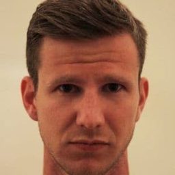 Michael Gilmour - 鬼敲門演員 飾演Young Policeman 1