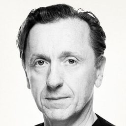 Robert Skjærstad 飾演 Haakon Høst