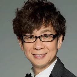 山寺 宏一 - 朱鷺色怪魔演員 飾演