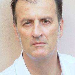 Mario De Candia - 快轉人生演員 飾演Medico