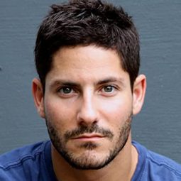 Matt Cipro 飾演 Rich