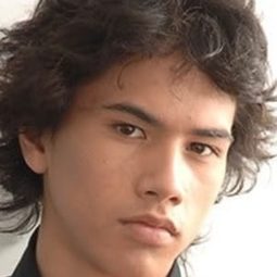 Charley Murphy Samau - Tongan Ninja演員 飾演Young Sione