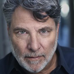 馬可·巴裏切利 飾演 Massimo Marcovaldo (voice)