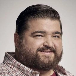 Jorge Garcia - 不思議先生演員 飾演Father Malloy