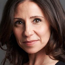 Jamie Leonhart - 迷你網紅實貝秀演員 飾演Shell Family (voice)