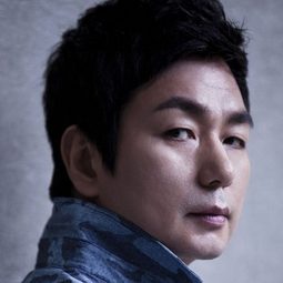 李哲民 飾演 Ahn Yong-cheol