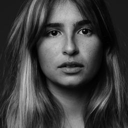 Rita Poças - 我的專制父親演員 飾演