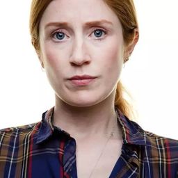 Elly Condron - 貝爾法斯特演員 飾演Mrs Kavanagh