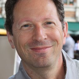 Samuel Blumenfeld 飾演 Self