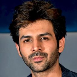 卡提克·亞利安 飾演 Anshul