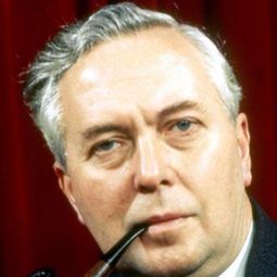 哈羅德．威爾遜 飾演 Self (archival footage)