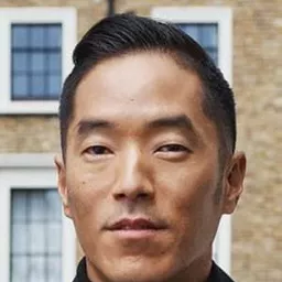 李奧納多·南 飾演 Angus