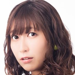 中村 桜 - 劇場版 高校艦隊演員 飾演Kaede Marikōji (voice)