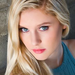 Reza Leal-Smartt 飾演 Audrey Bellweather