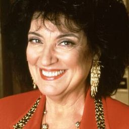 Rhoda Gemignani - 綠帽離奇勒索演員 飾演Costanza